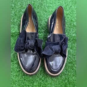 Violet and Red Waverly Black Patent Leather Loafers with Bow Size 8